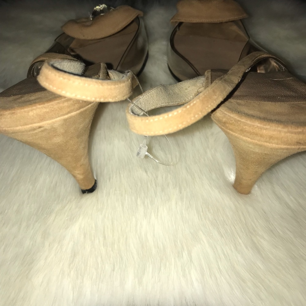 Nude sling back sandals with clear upper - Picture 6 of 8